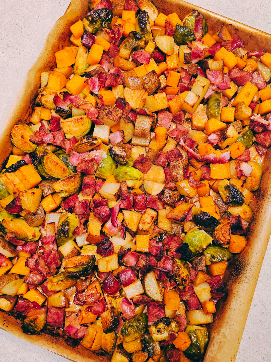Easy Sausage and Apple Sheet Pan Dinner